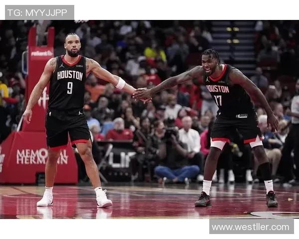 2019年火箭队与开拓者队激战回顾精彩瞬间与球员表现分析